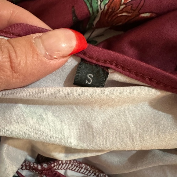 Woman’s Longsleeve Floor Length Floral Dress - Picture 8 of 11